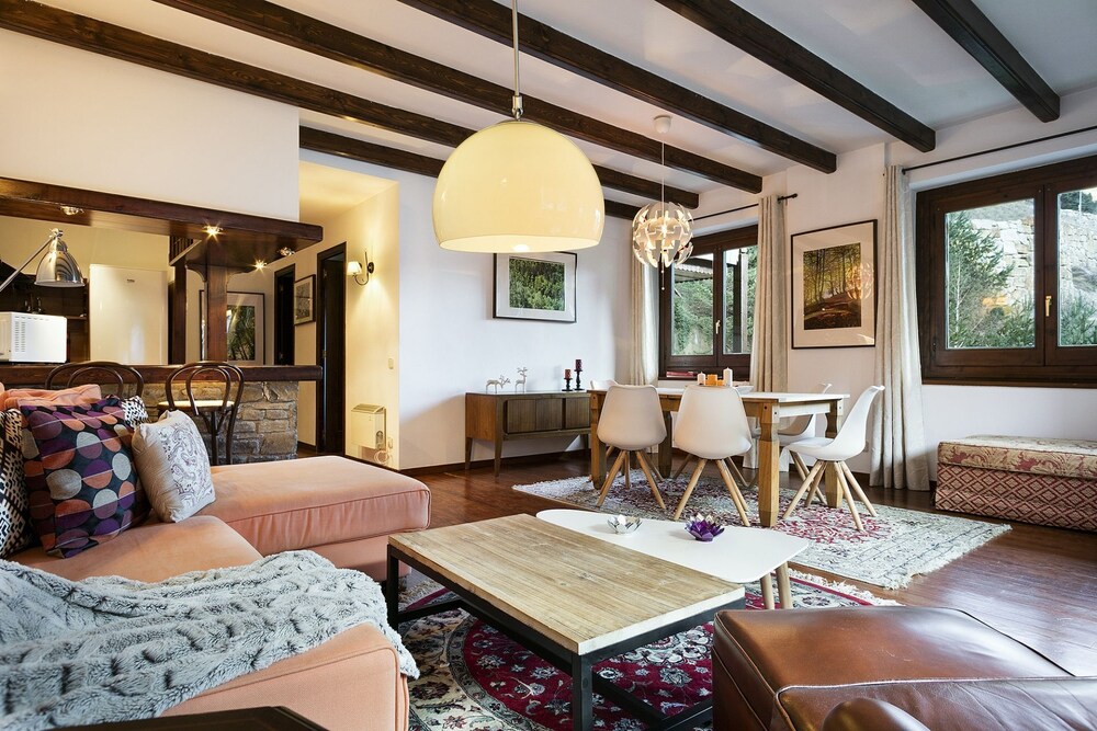 Residencial Val de Ruda by Luderna