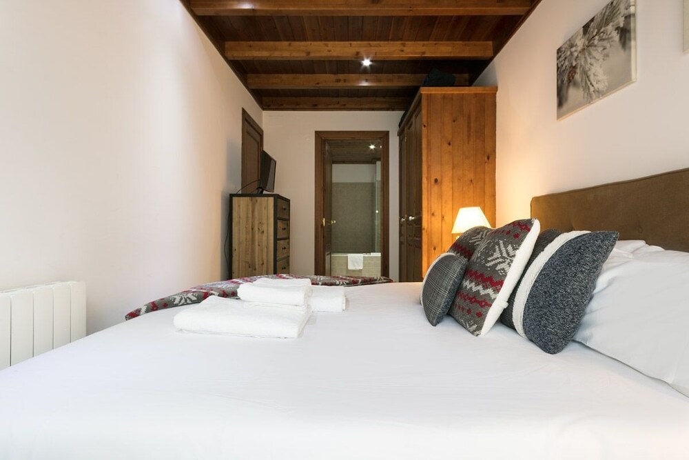 Residencial Val de Ruda by Luderna