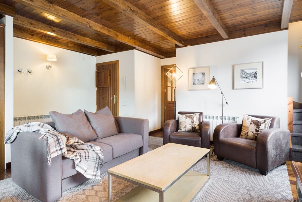 Residencial Val de Ruda by Luderna