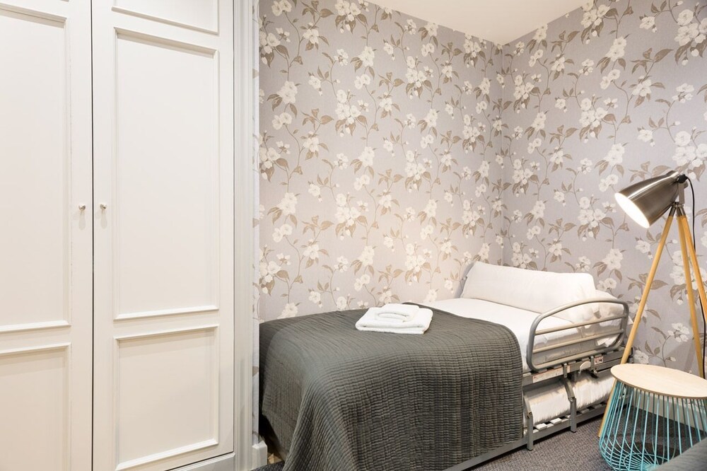 Residencial Val de Ruda by Luderna