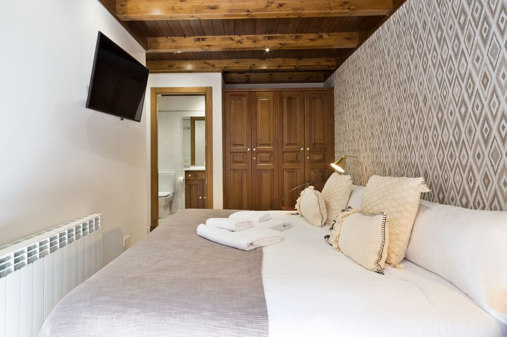 Residencial Val de Ruda by Luderna