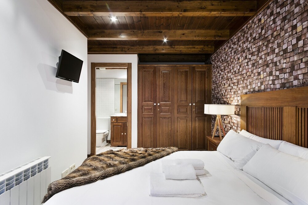 Residencial Val de Ruda by Luderna