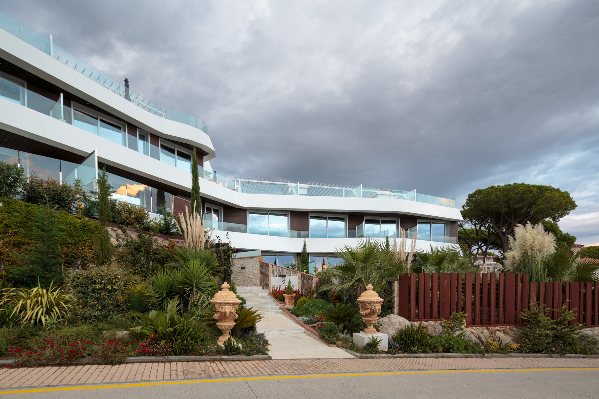 Marivent Apartments