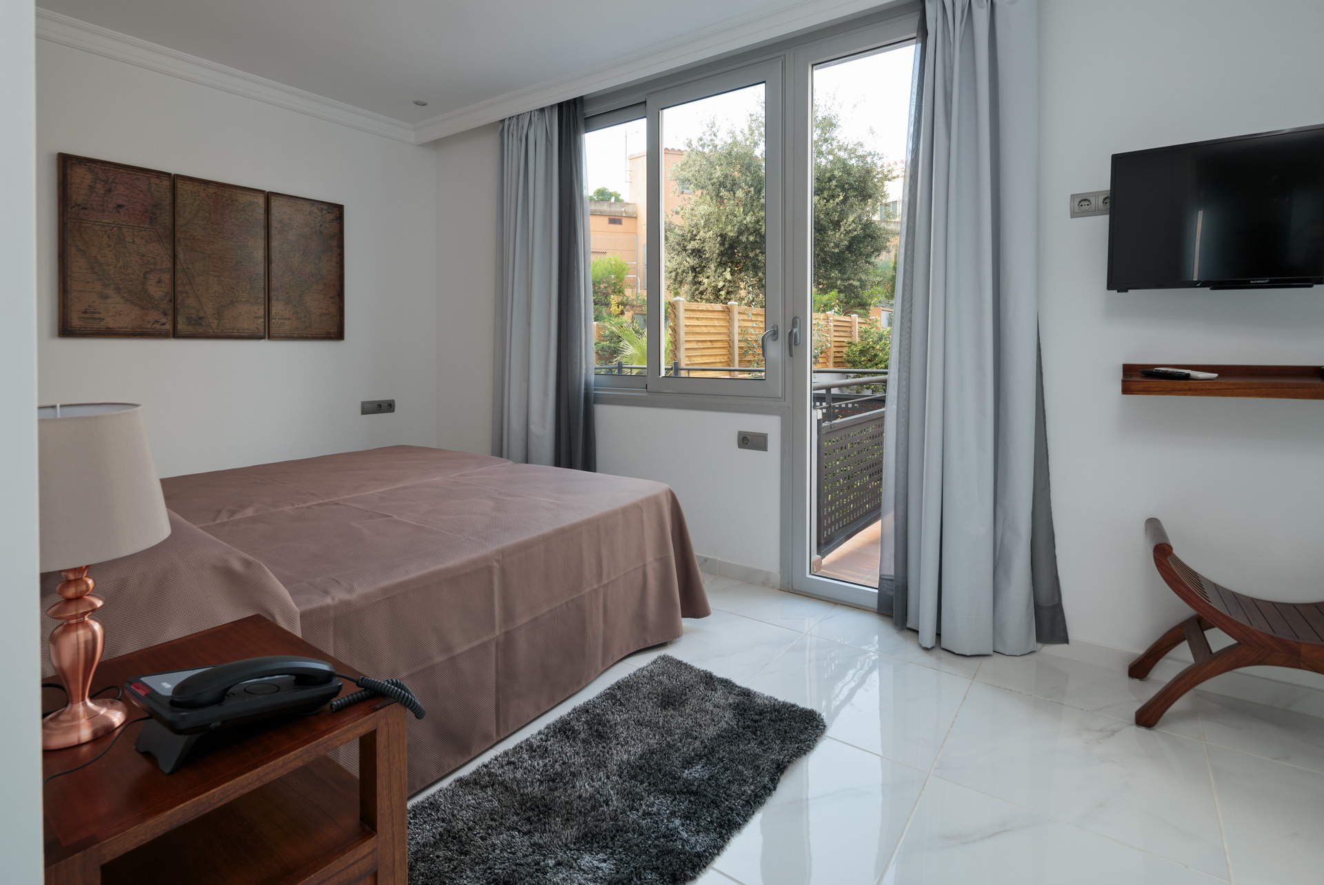 Marivent Apartments