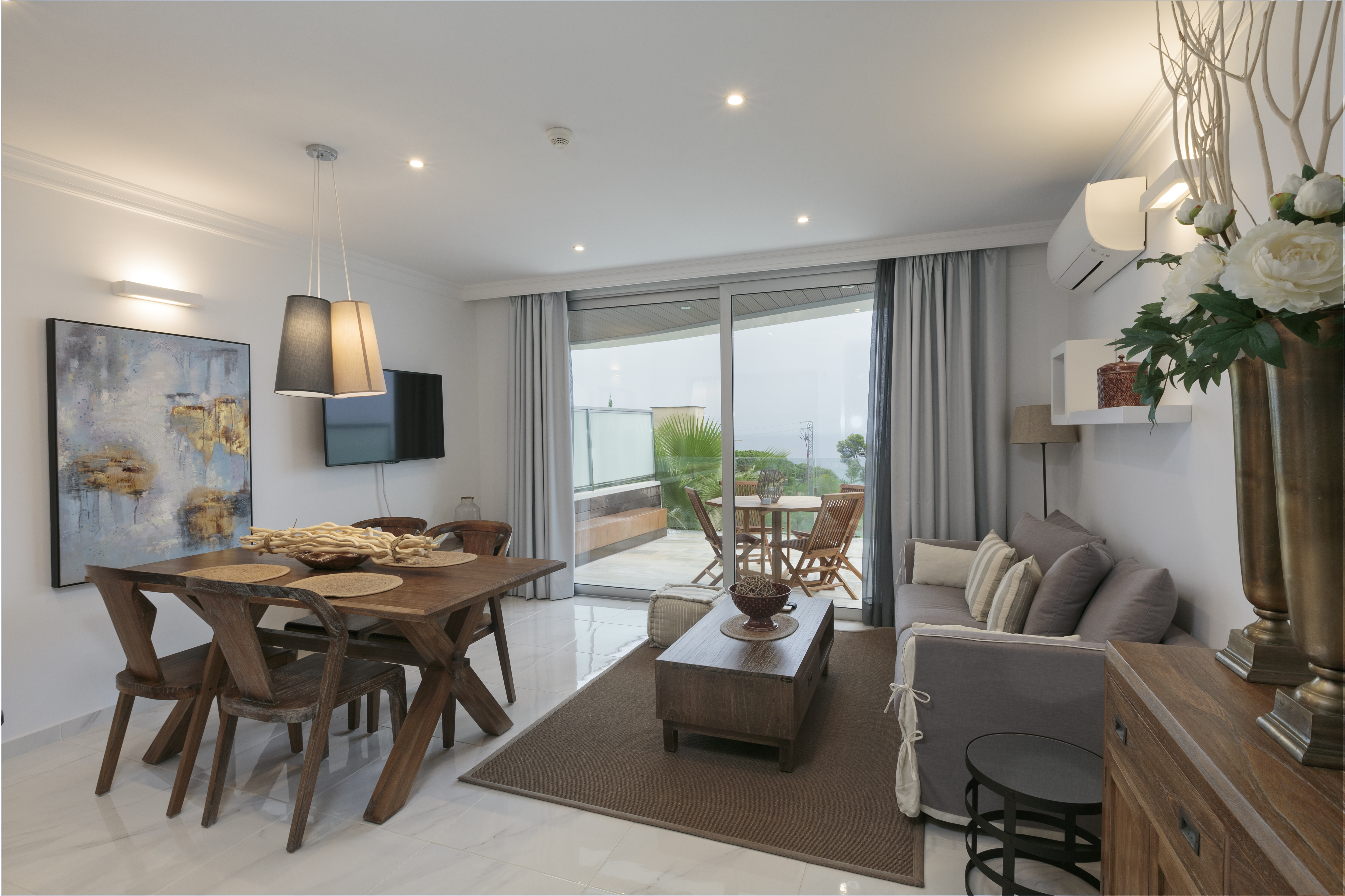 Marivent Apartments