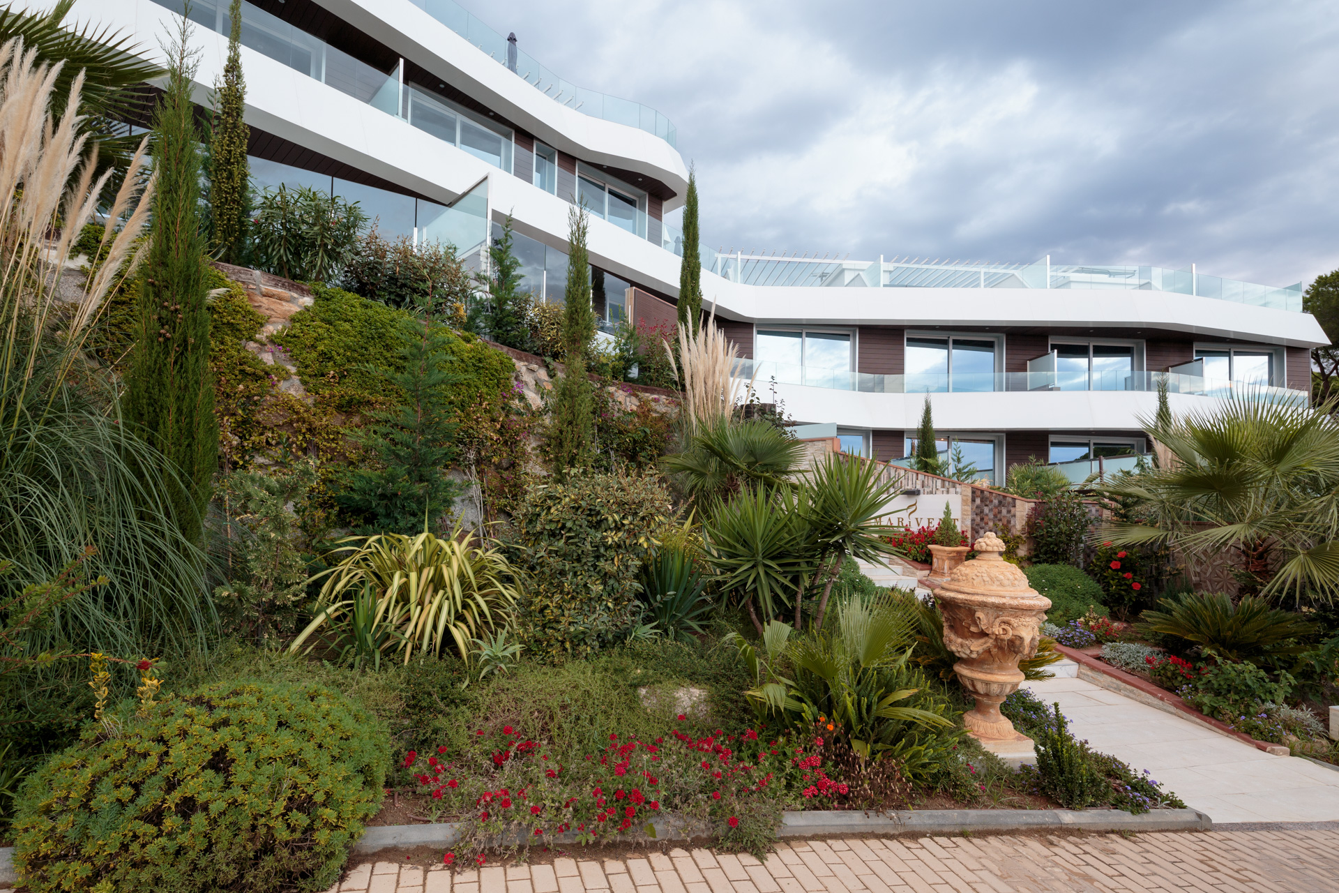 Marivent Apartments