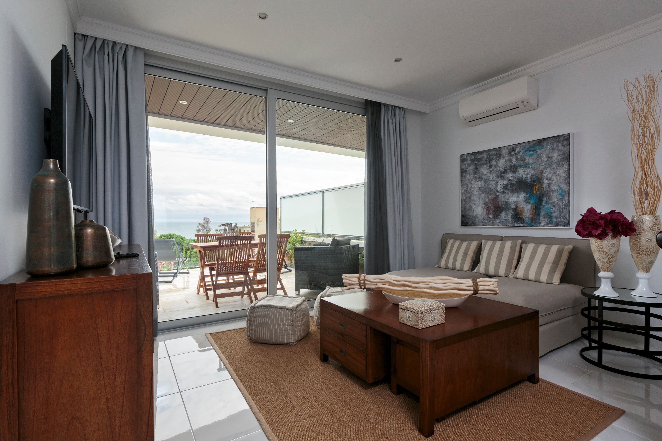 Marivent Apartments