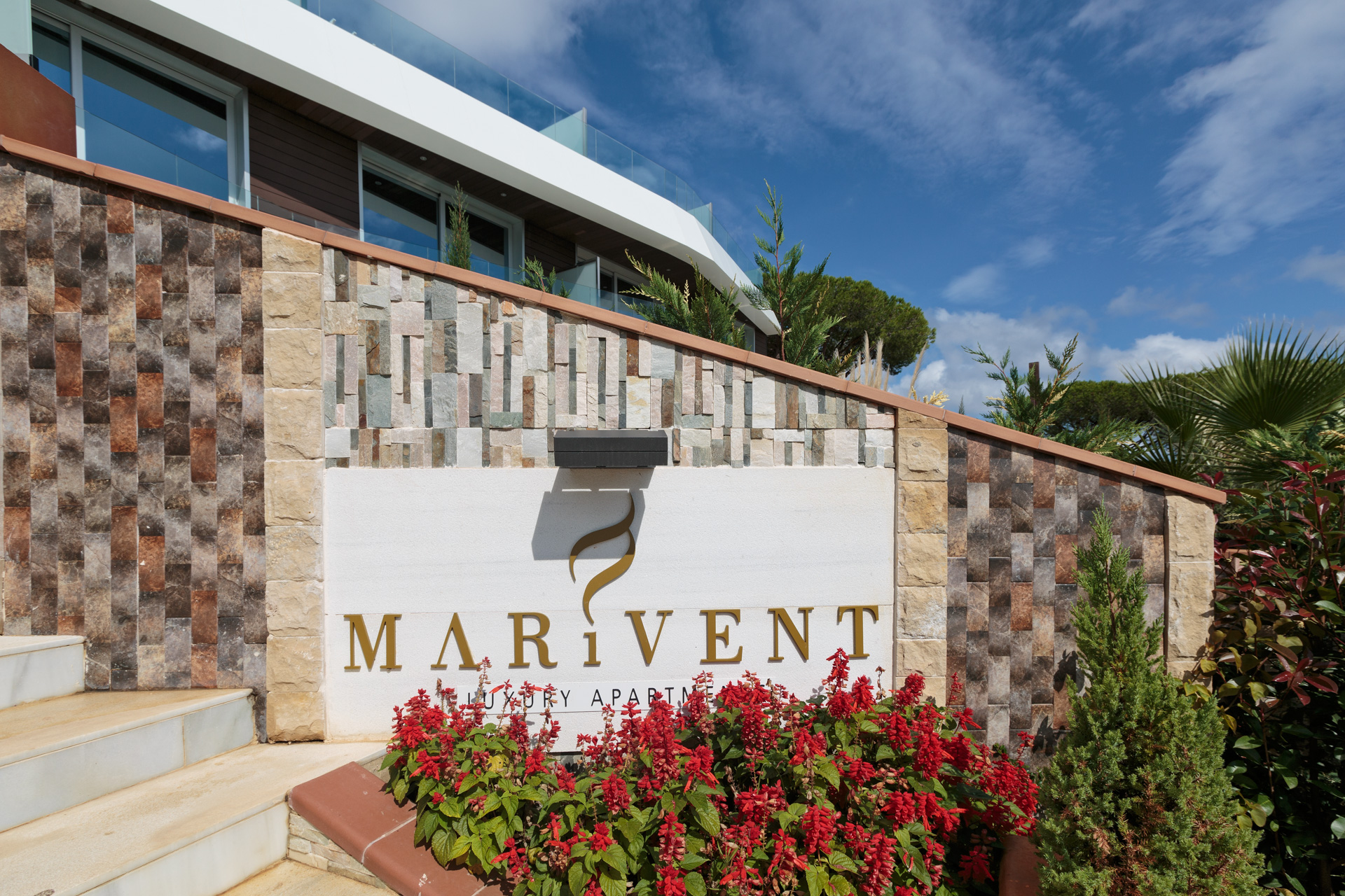 Marivent Apartments