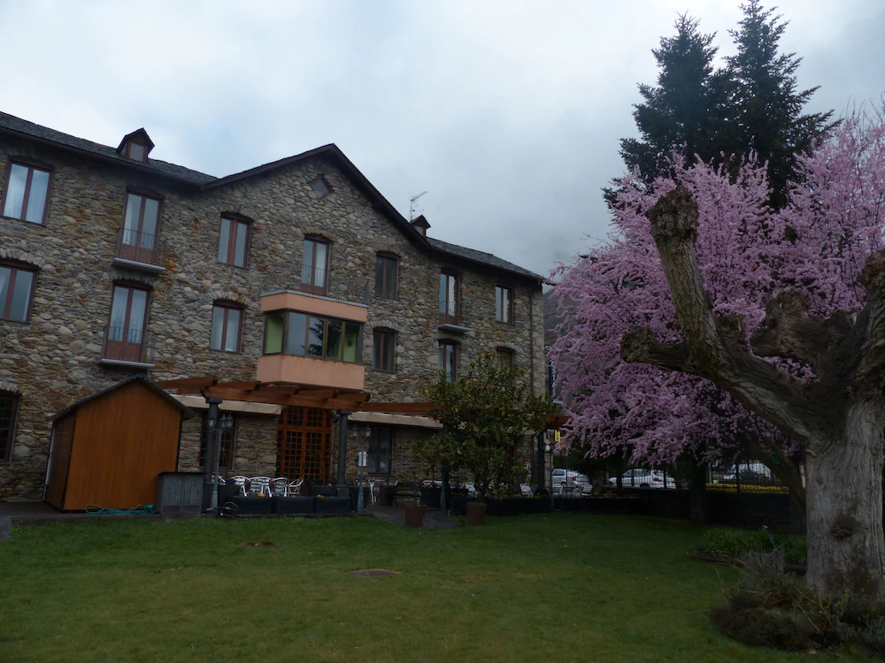 Hostal Vall d'Aneu