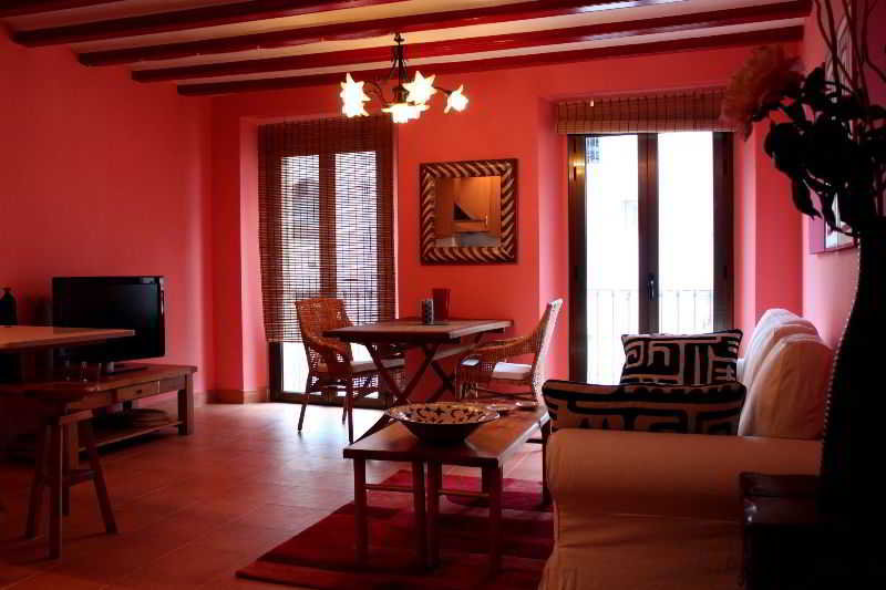 La Font Vella De Falset