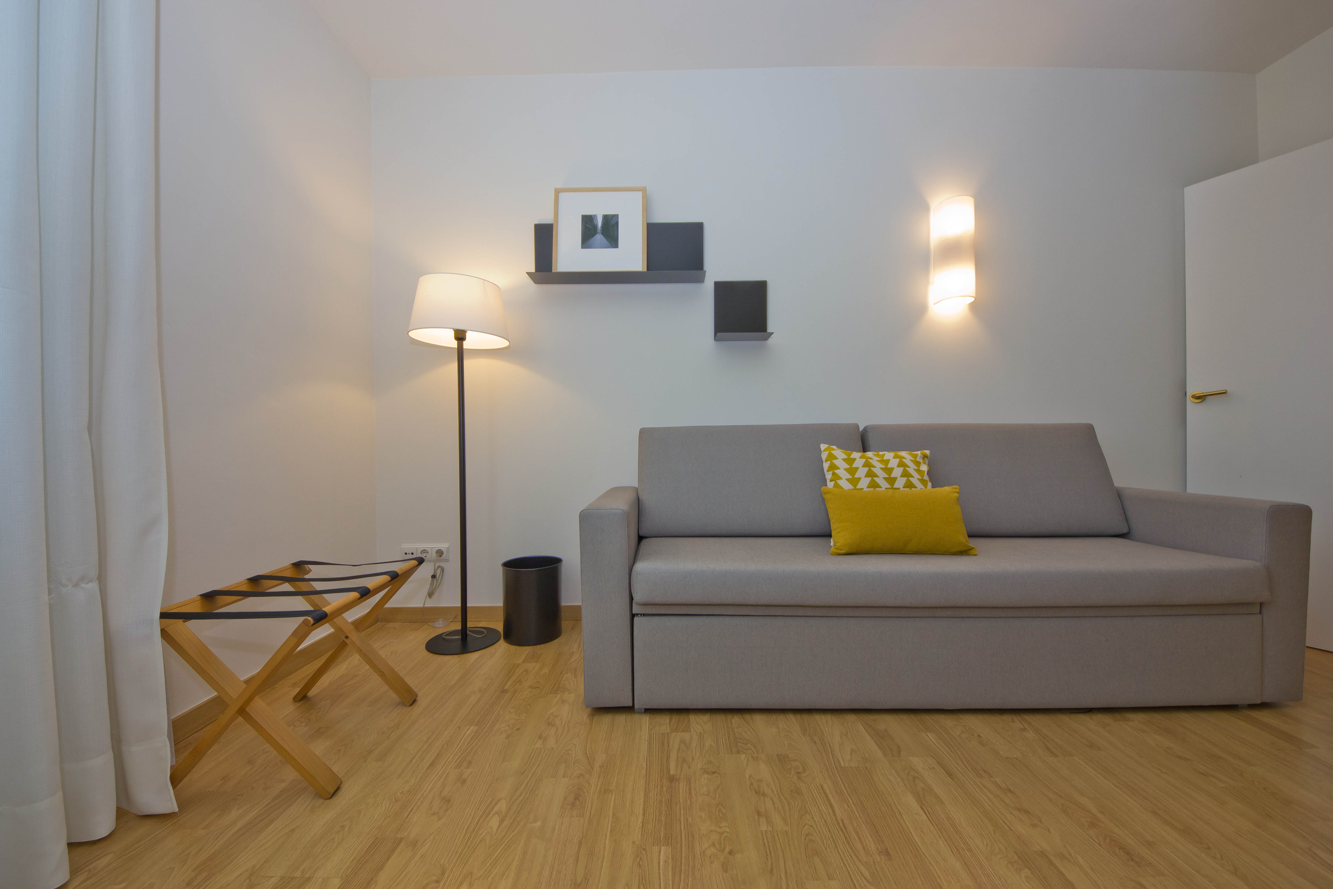 Aparthotel Atenea Vallès