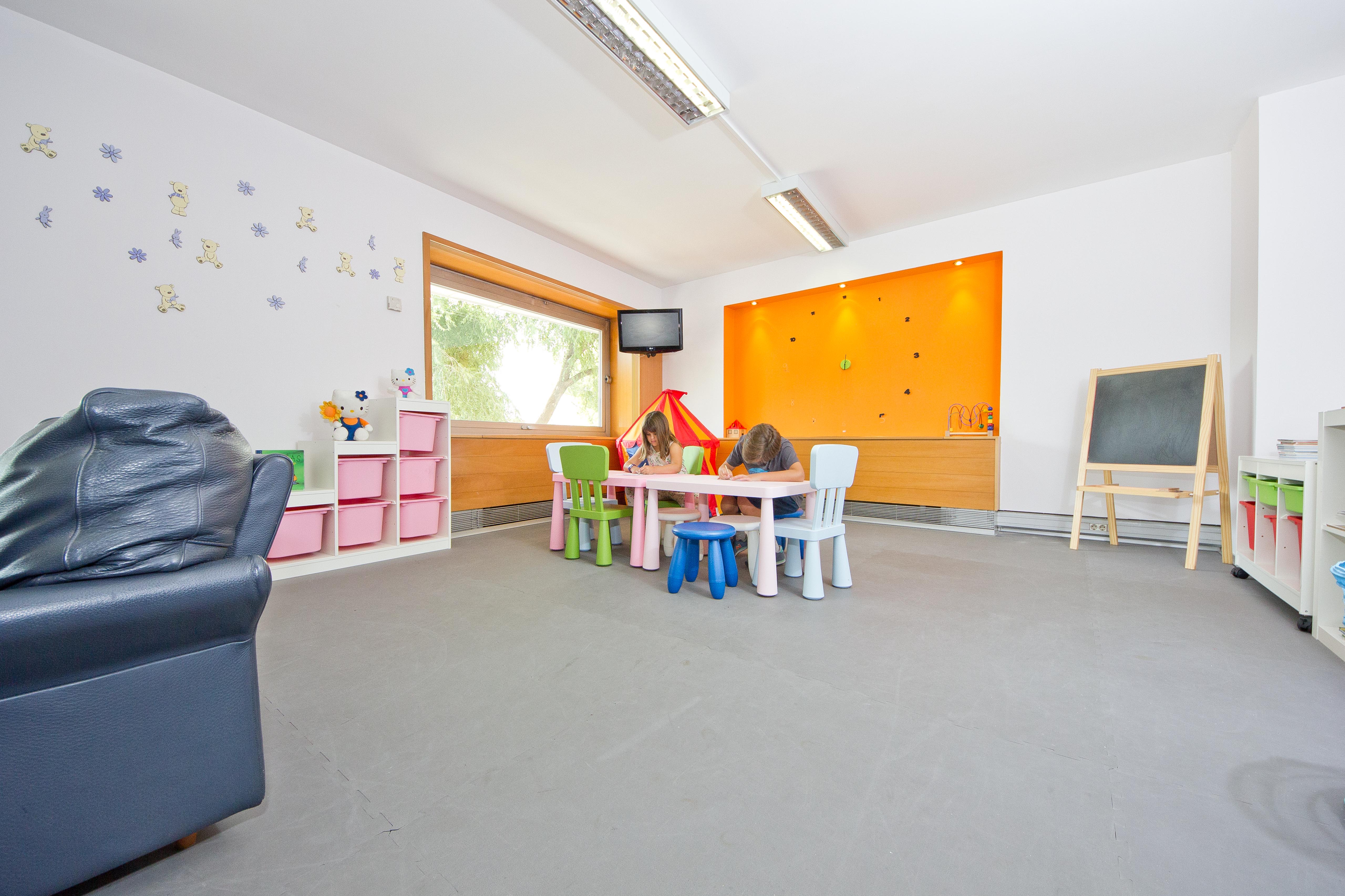 Aparthotel Atenea Vallès