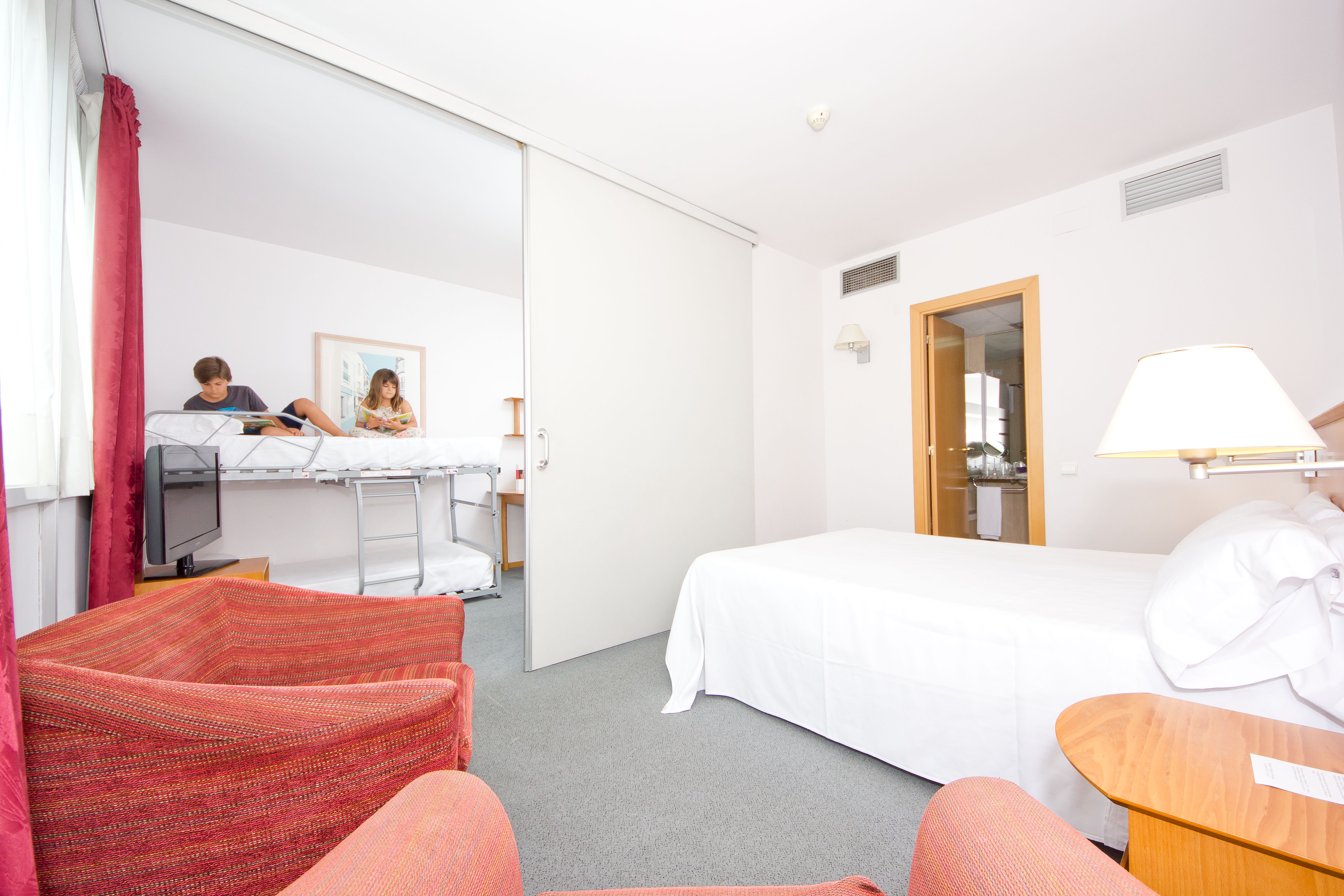 Aparthotel Atenea Vallès