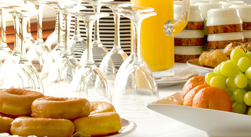 Aparthotel Atenea Vallès