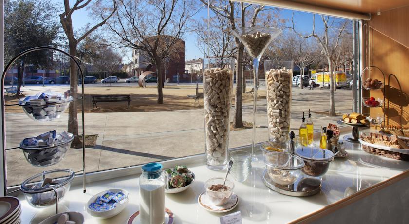 Aparthotel Atenea Vallès