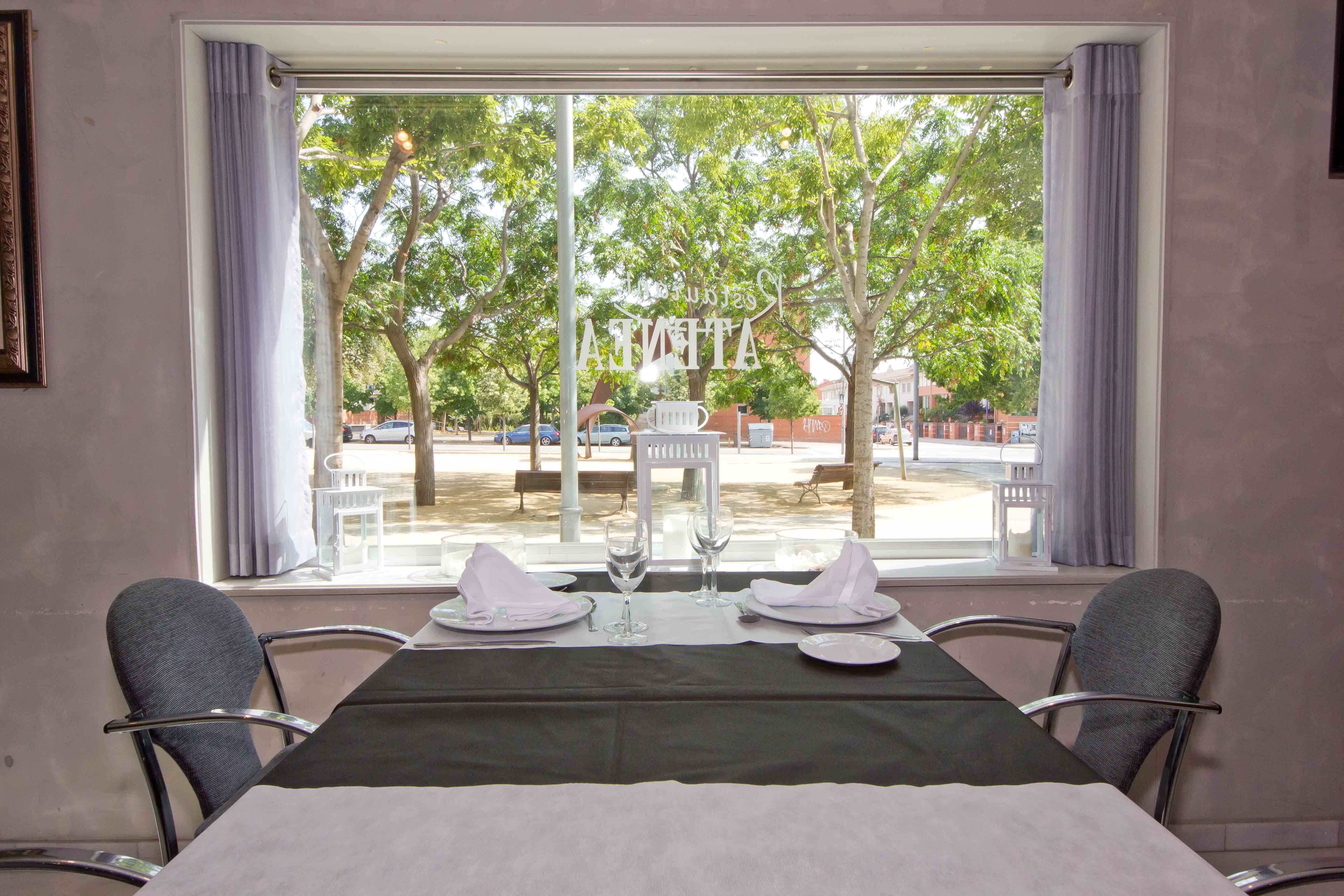 Aparthotel Atenea Vallès