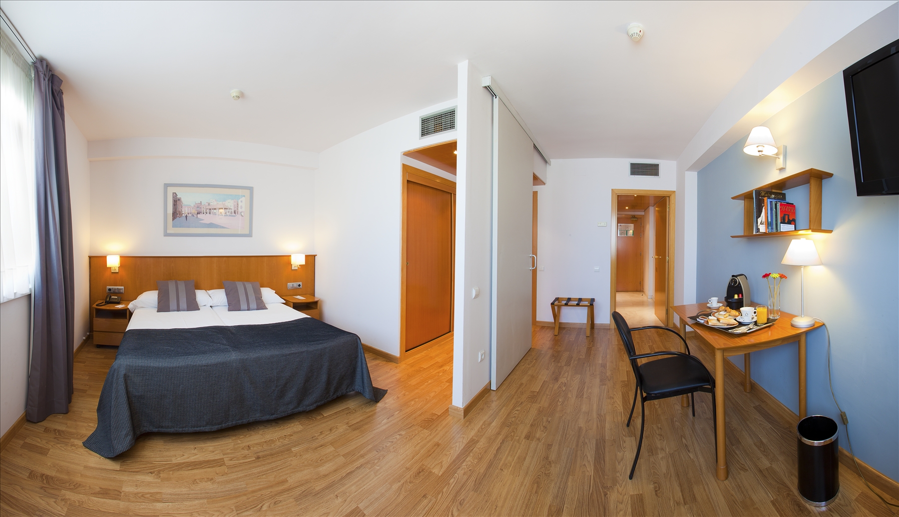 Aparthotel Atenea Vallès