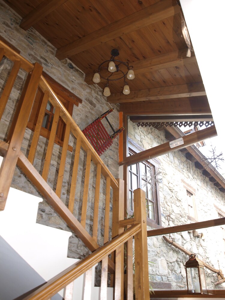 Hotel Co De Pierra