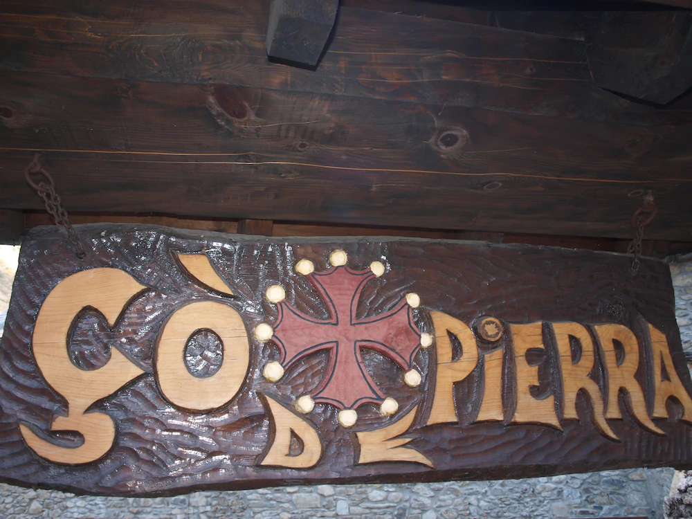 Hotel Co De Pierra