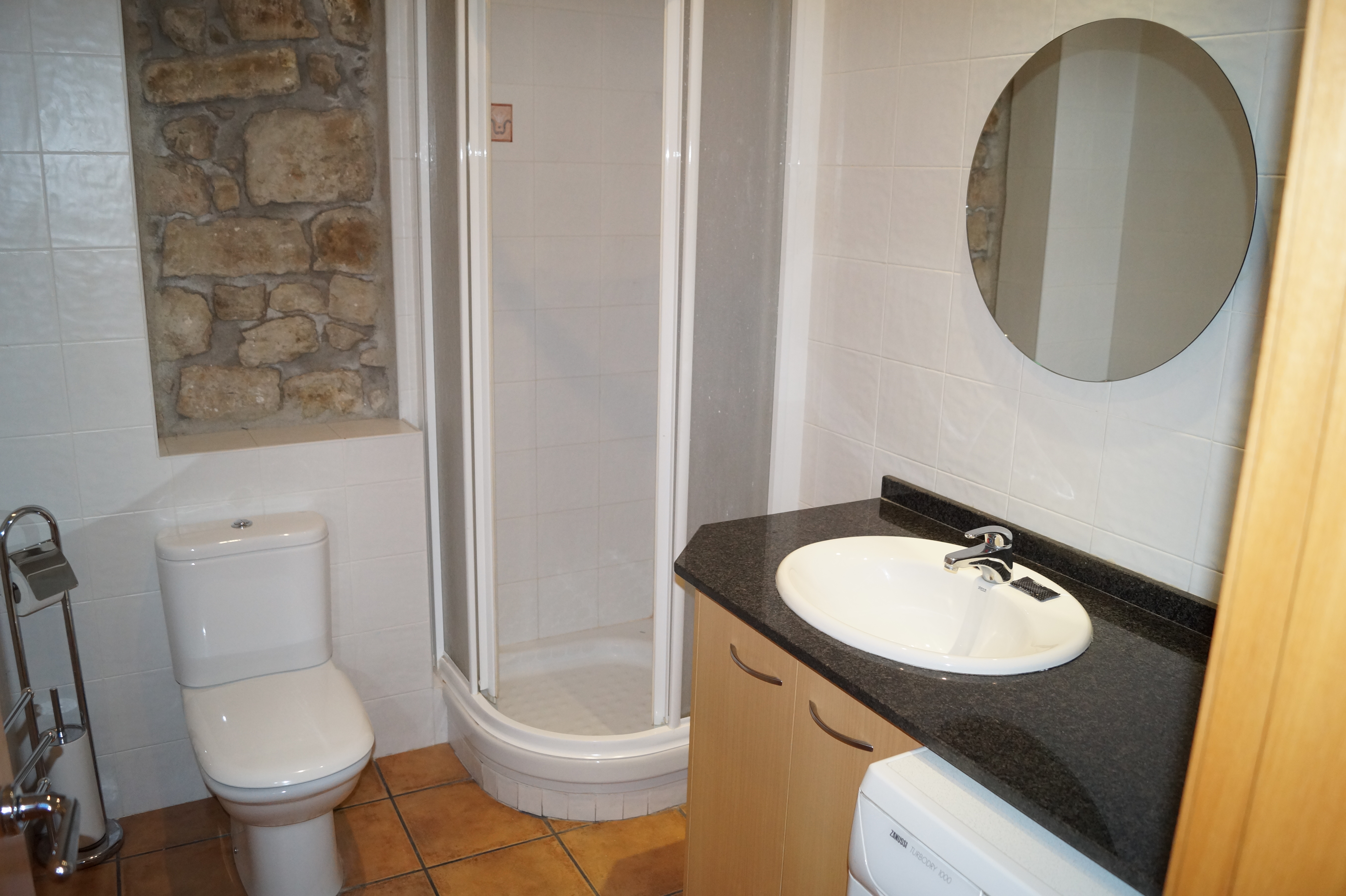 Urbi Manresa Apartments