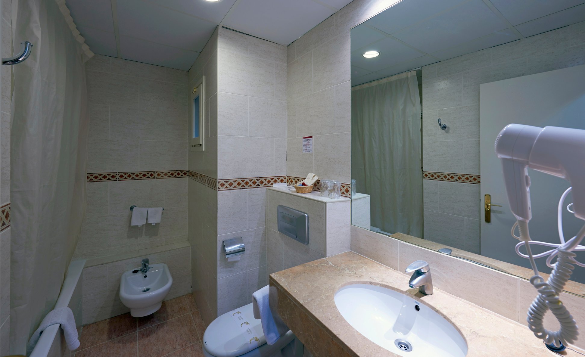 Hotel Abad Cisneros