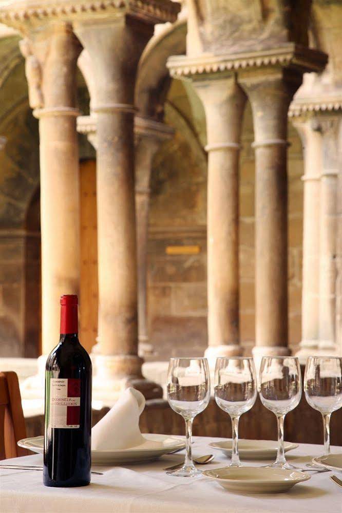 Monestir de les Avellanes