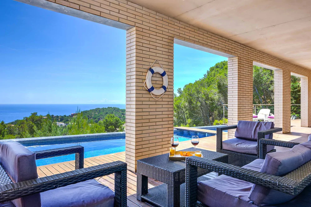 Villa Les Tintoreres