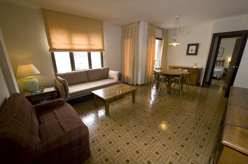 Apartamentos Hotel Pessets & Spa