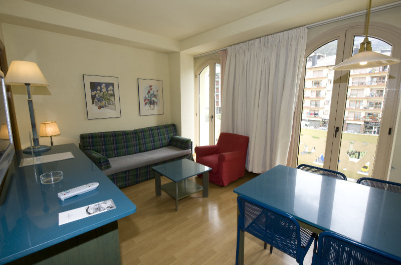 Apartamentos Hotel Pessets & Spa