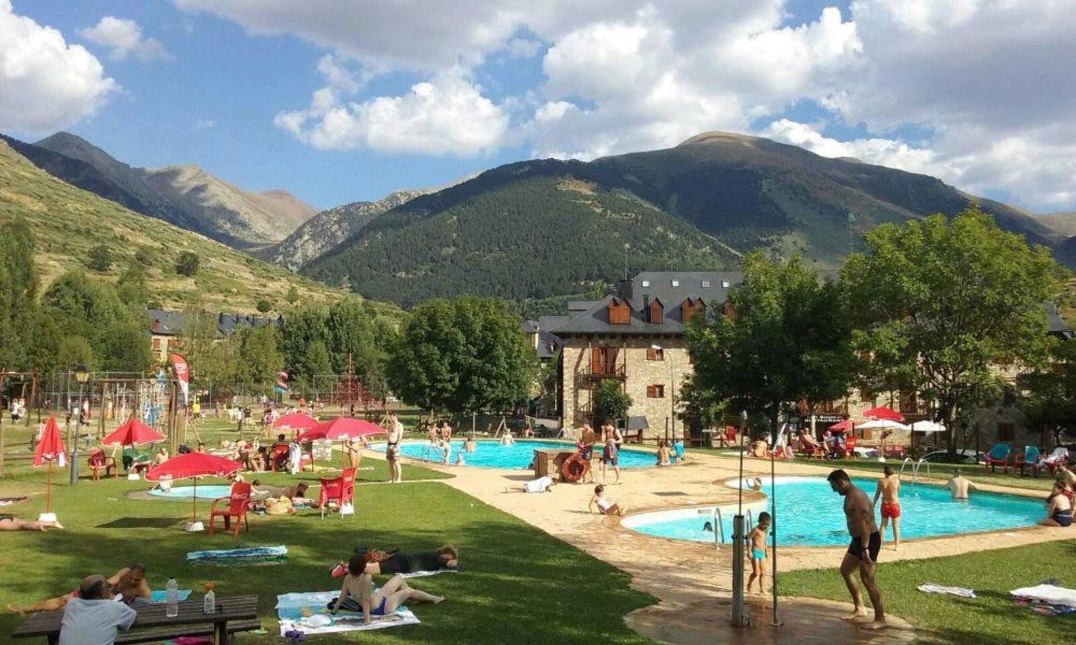 Apartamentos SNÖ Vall de Boi