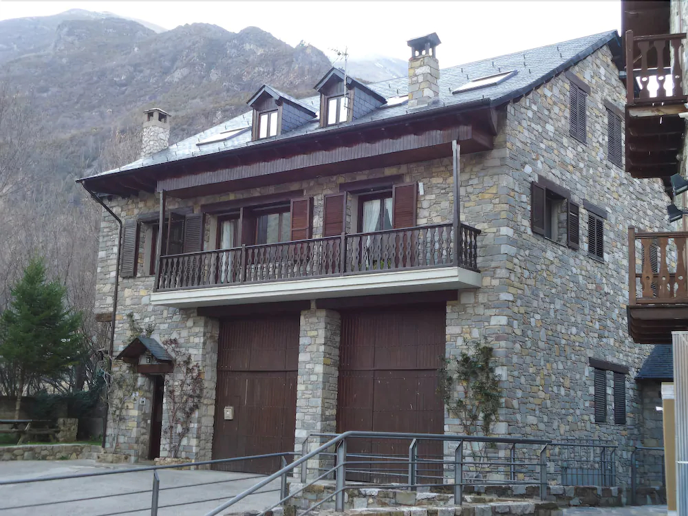 Casa Rural La Comella