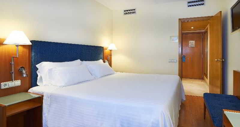 Hotel Up Rooms Vic
