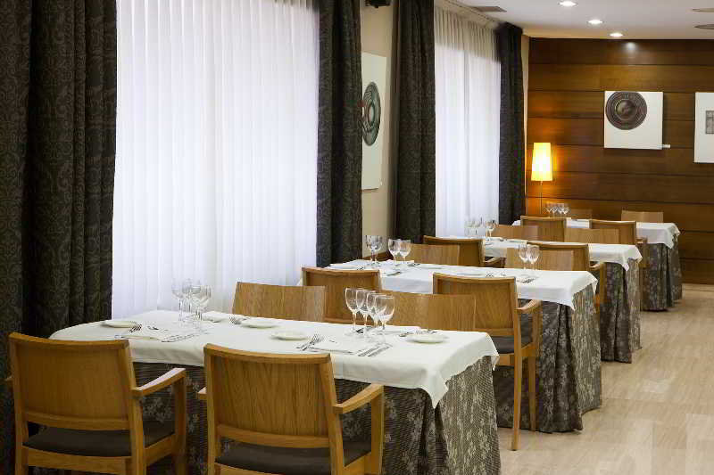 Hotel Up Rooms Vic