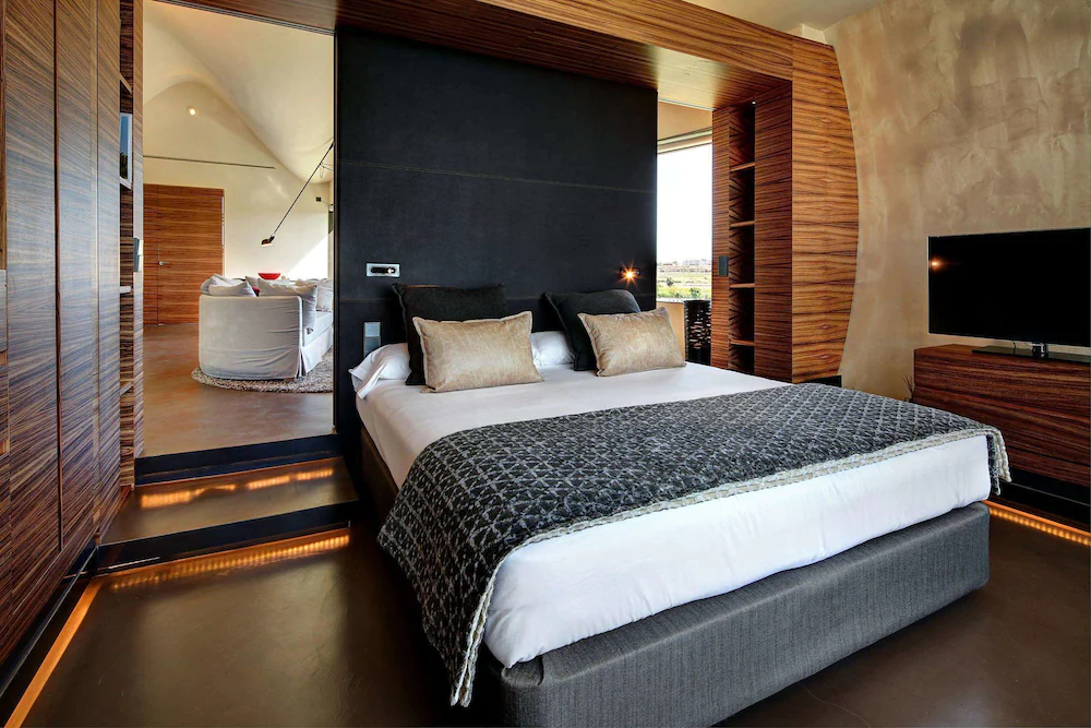 Cava & Hotel Mastinell