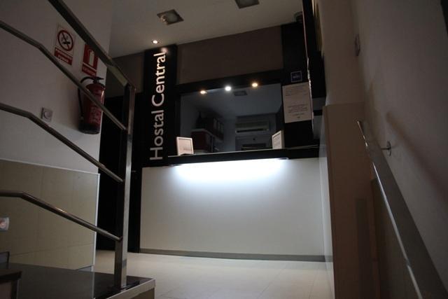 Central Hostal