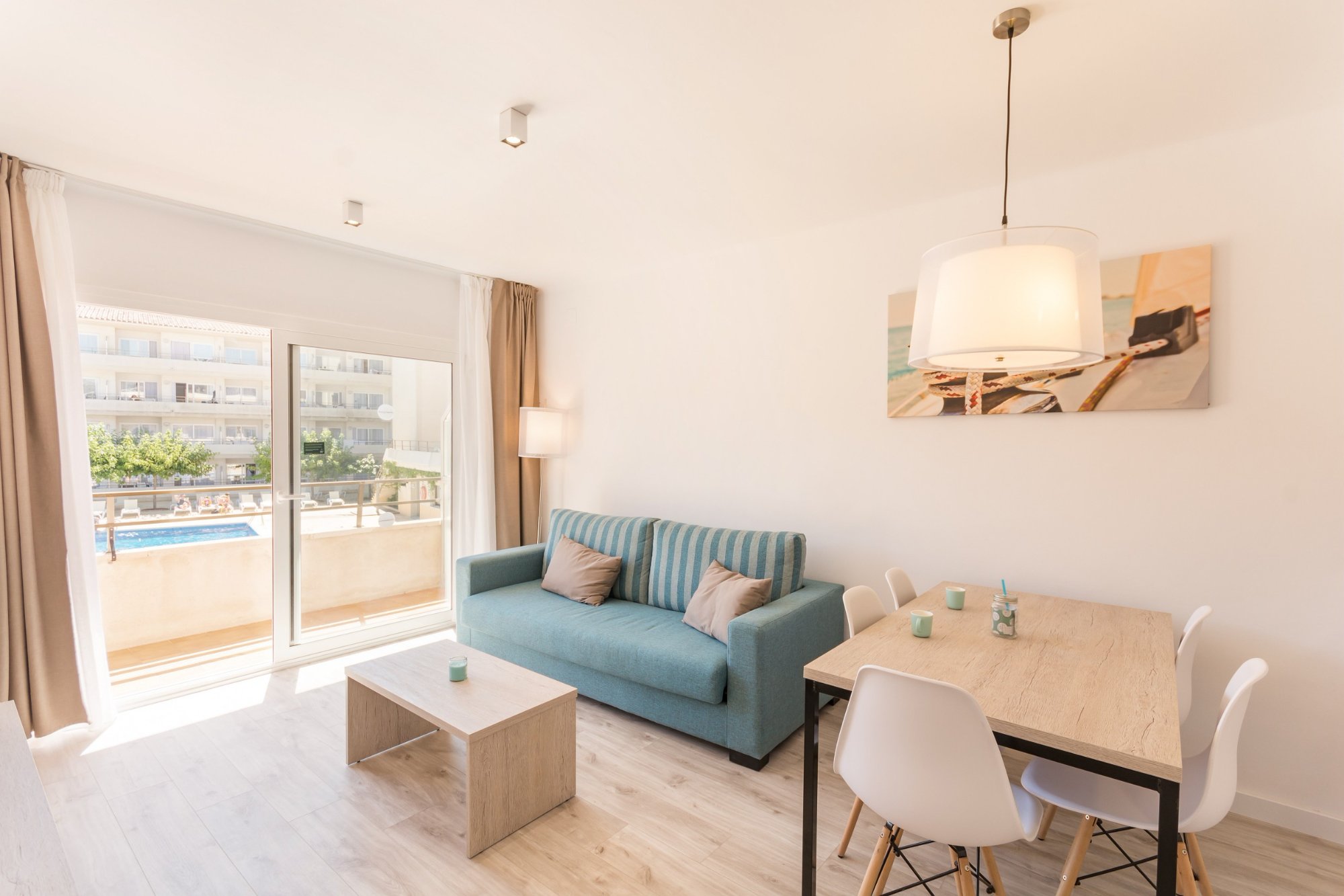 Apartamentos Estartit Costa