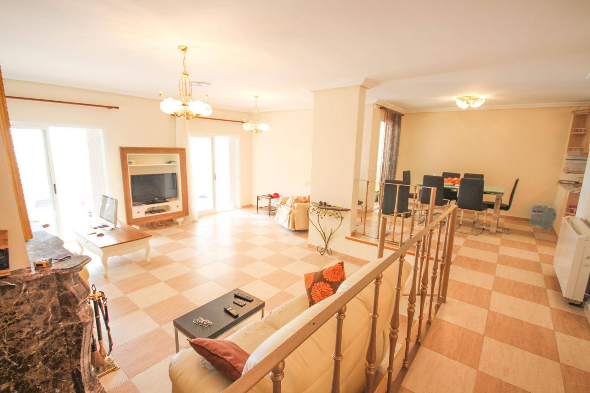 Villa Bruselas Plaza Mayor