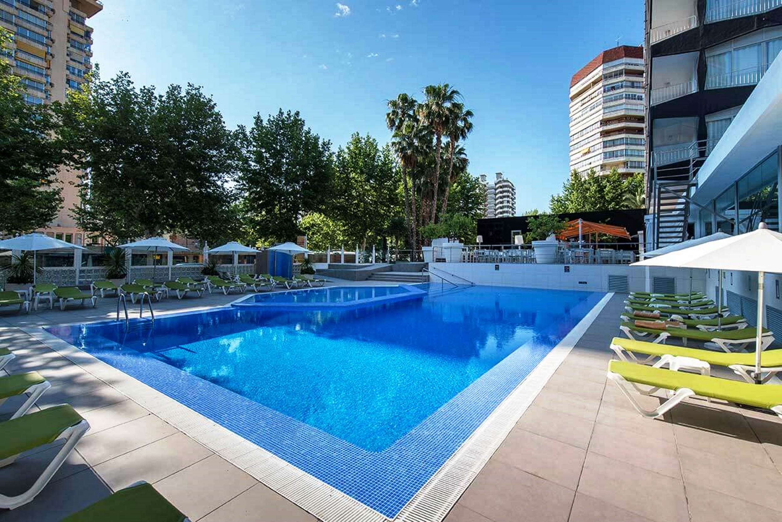 Apartamentos Belroy