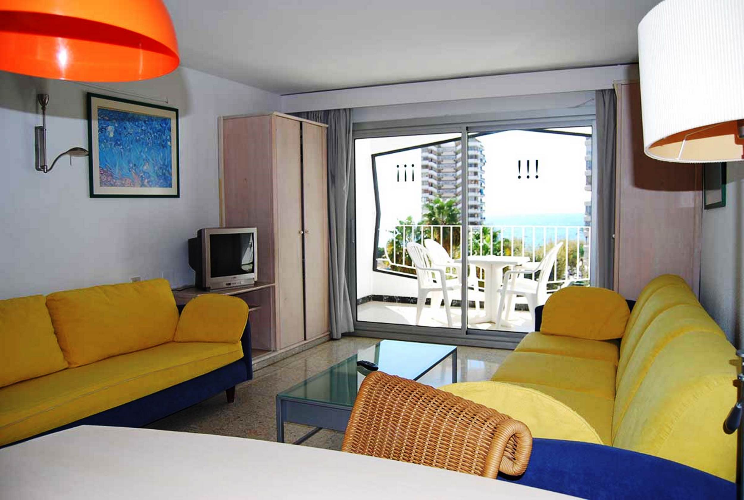 Apartamentos Belroy