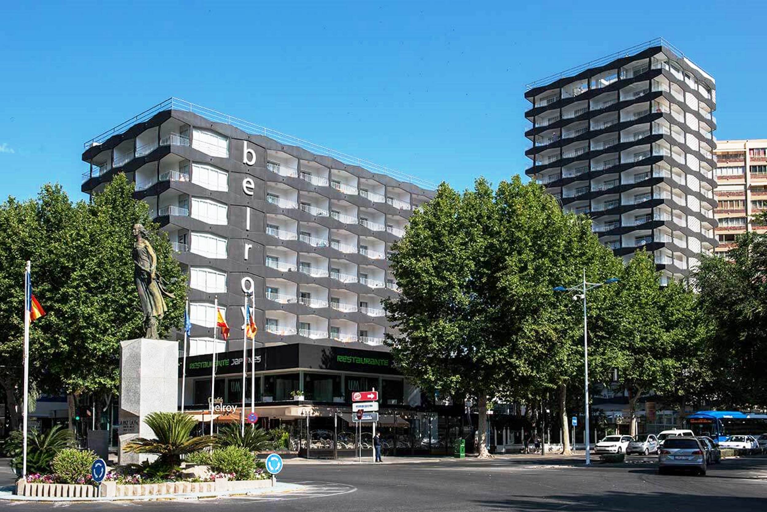Apartamentos Belroy