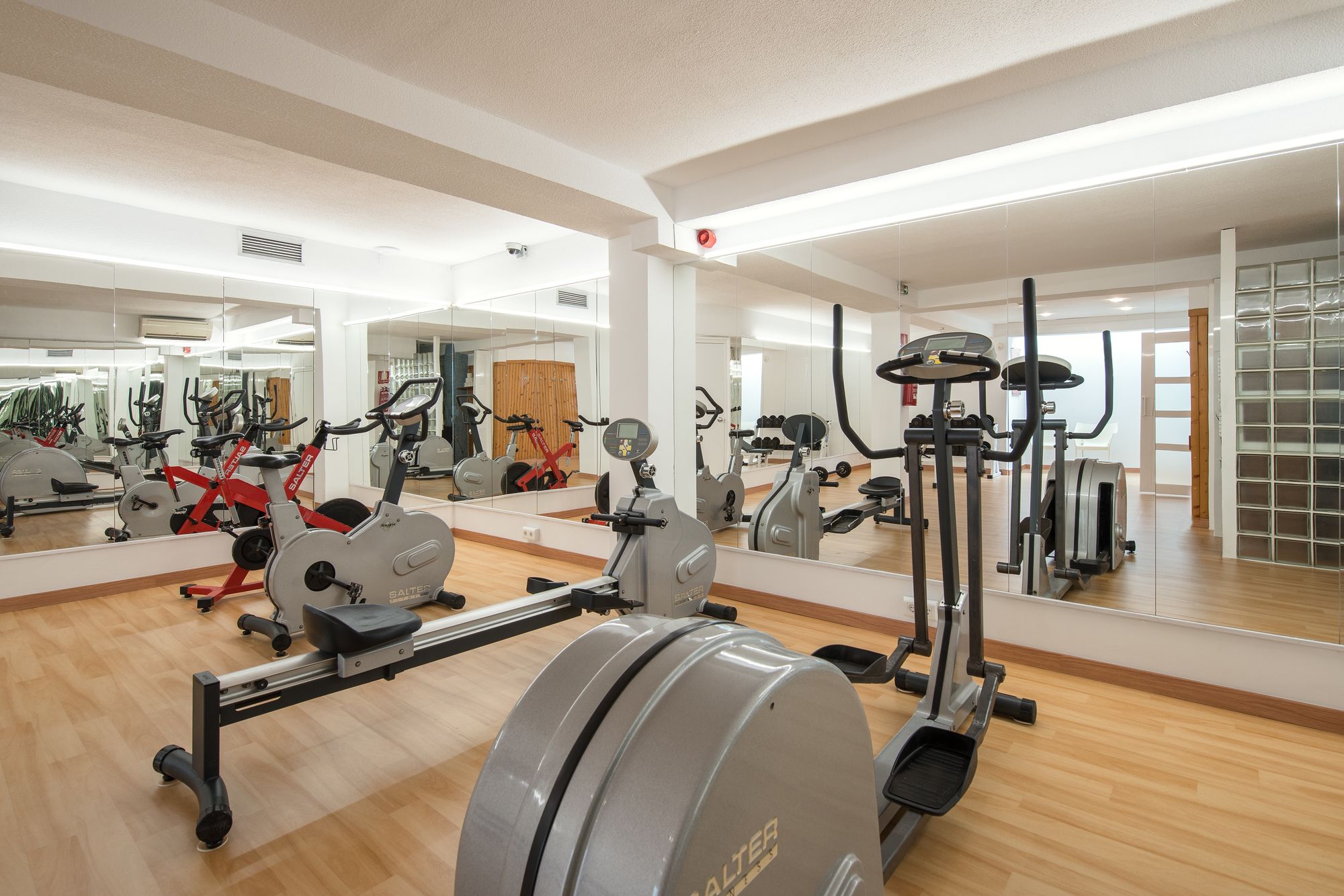 Climia Belroy Hotel