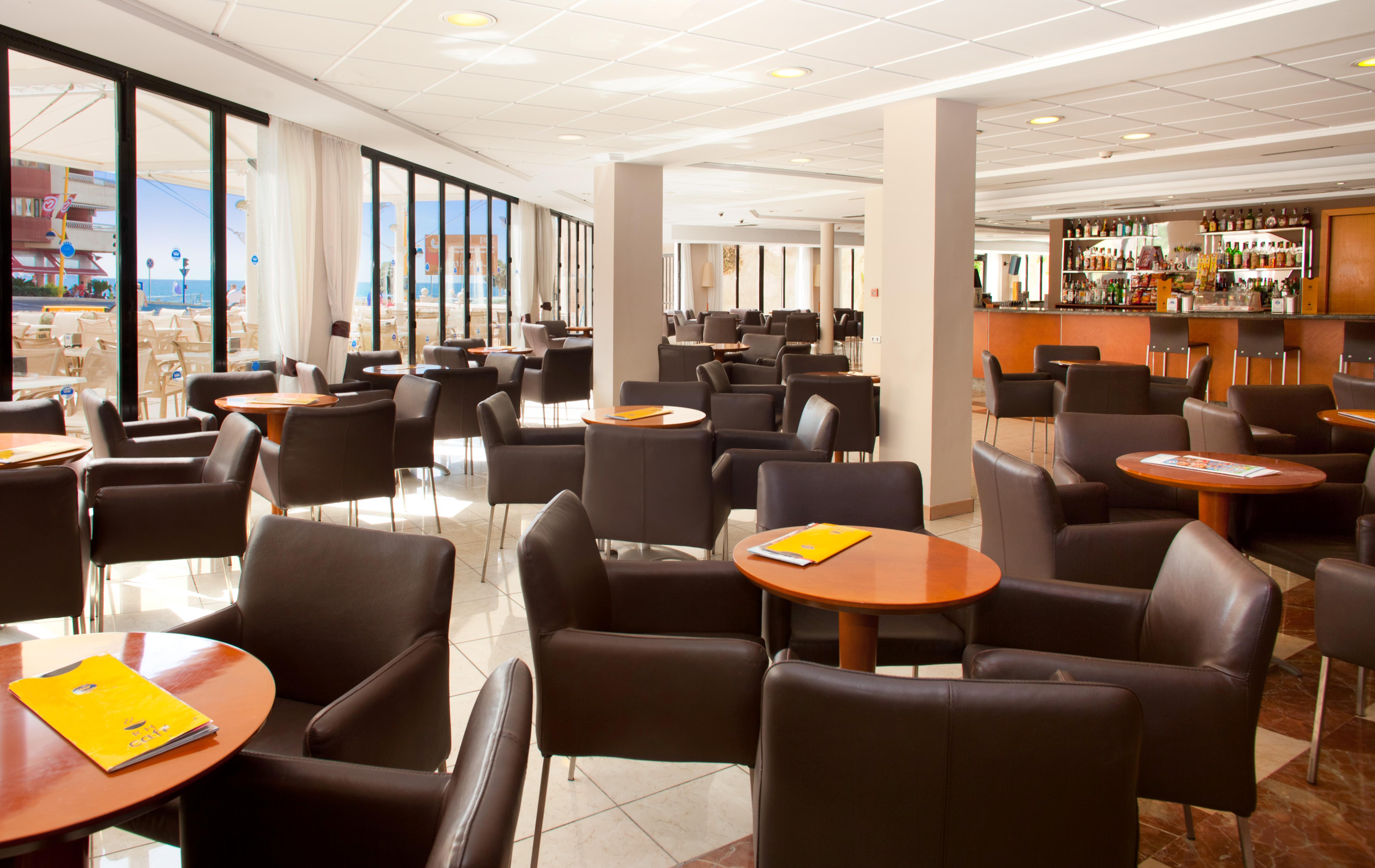 RH Corona del Mar Beach Hotel