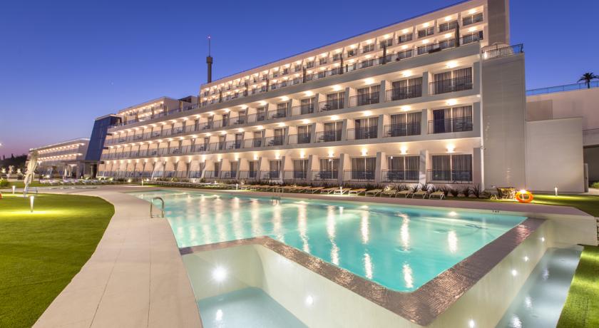 Grand Luxor All Suites Hotel