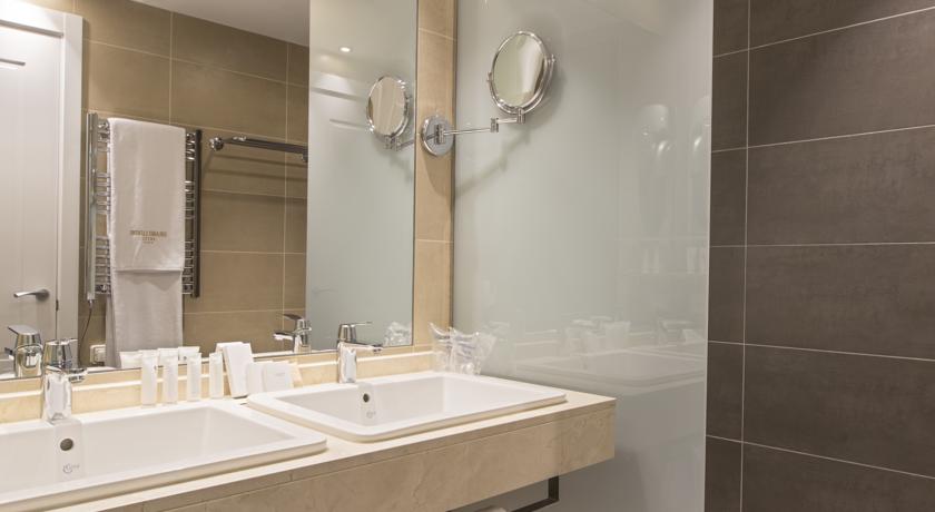 Grand Luxor All Suites Hotel