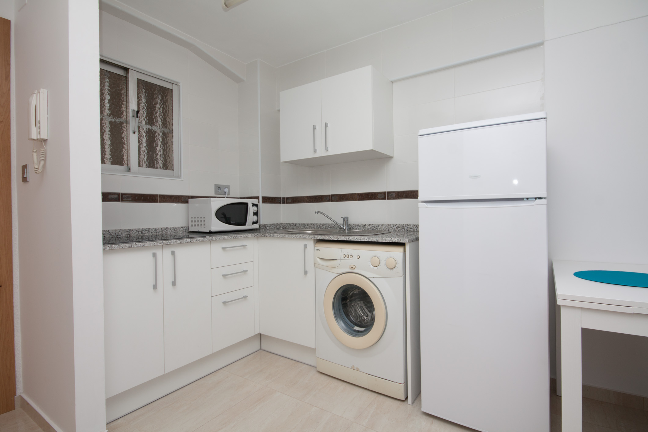Niza Apartments
