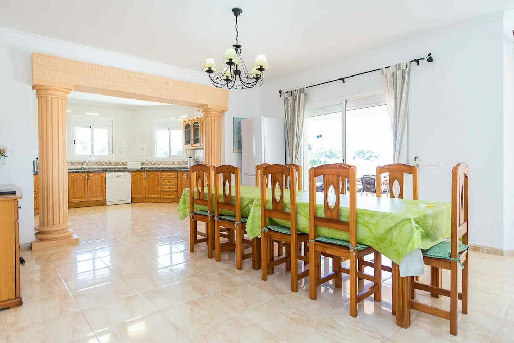 Villa Adoracion