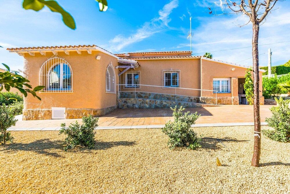 Villa Loly