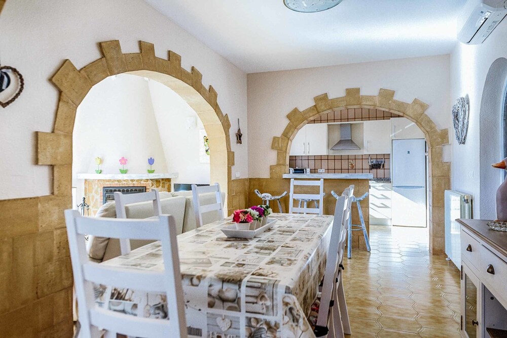 Villa Loly