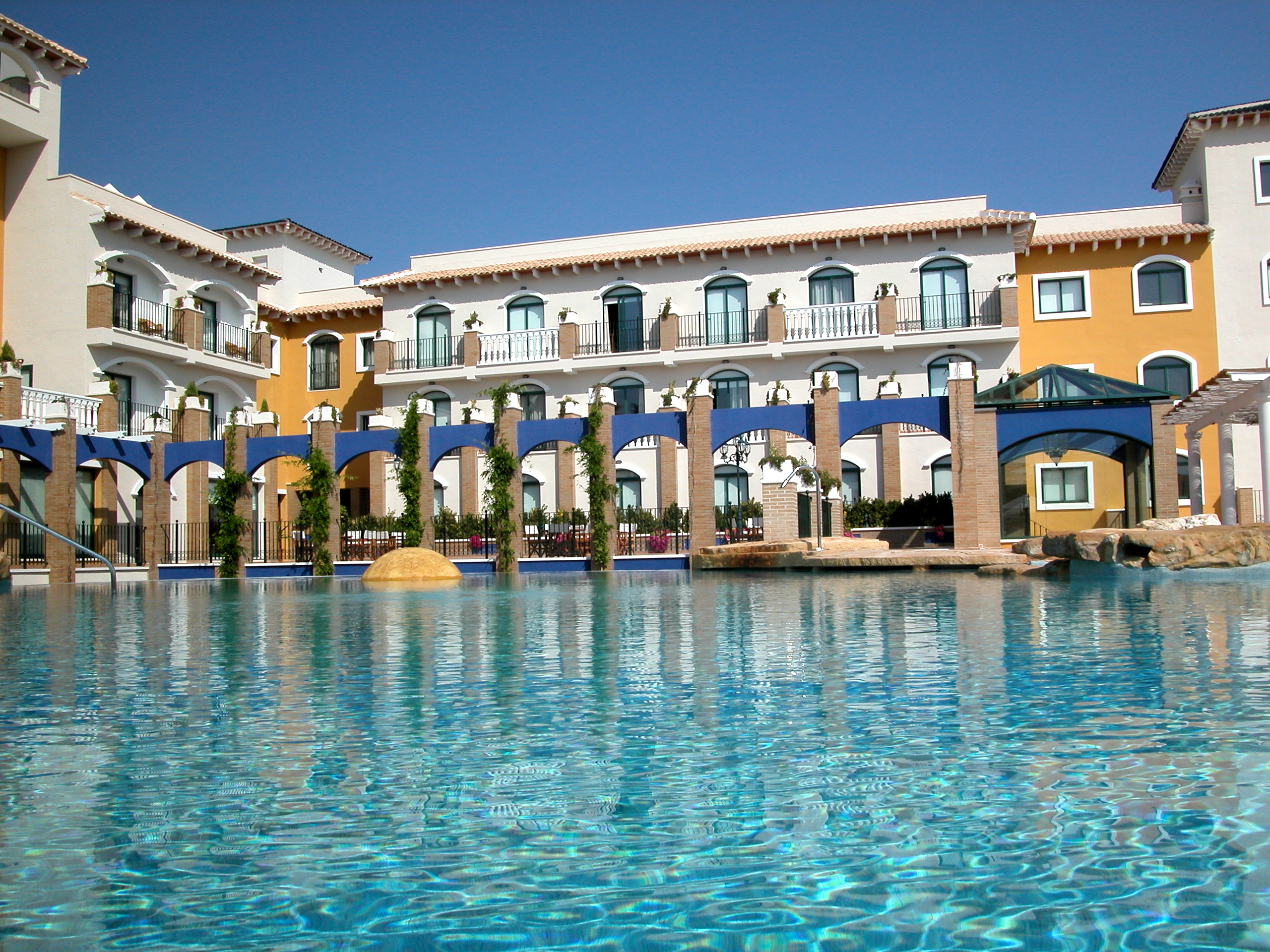 La Laguna Spa & Golf