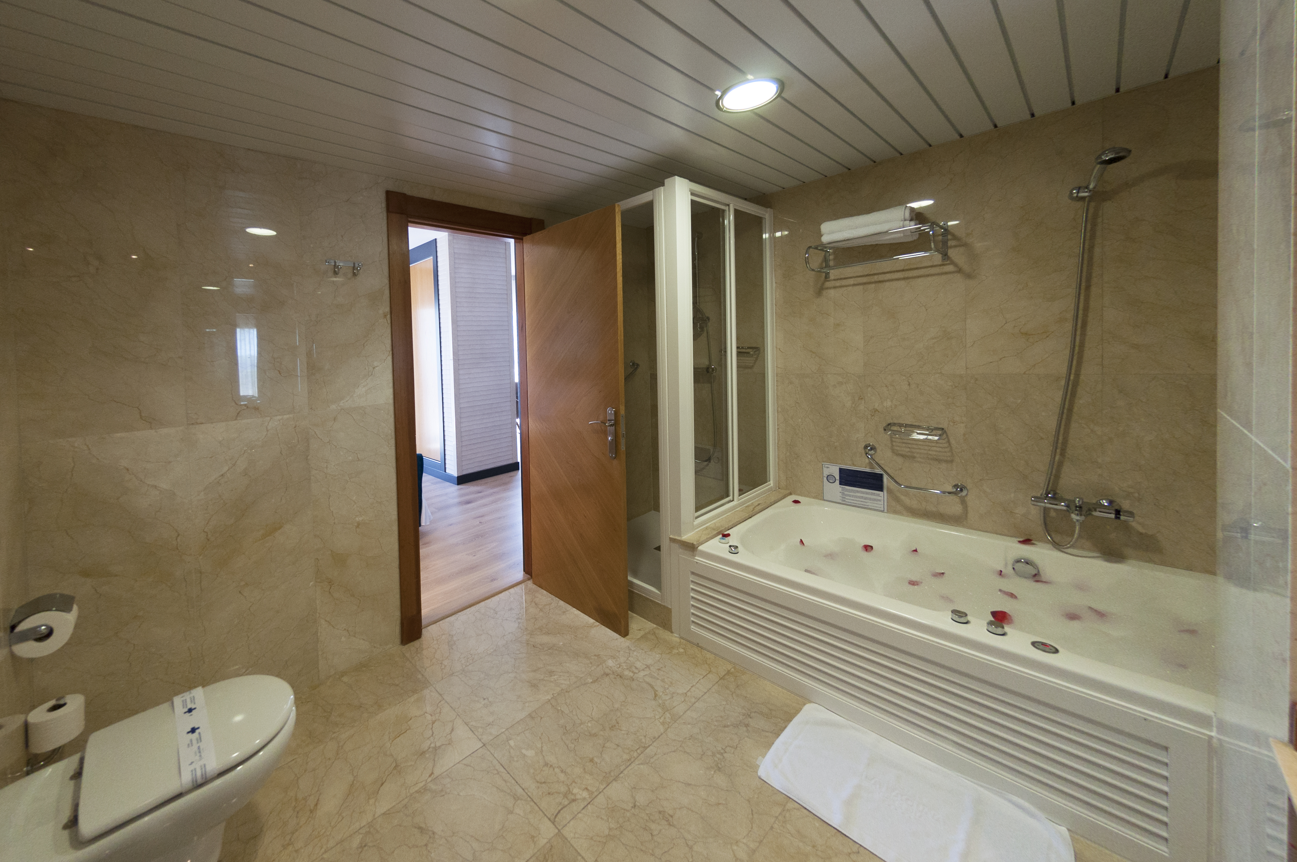 La Laguna Spa & Golf